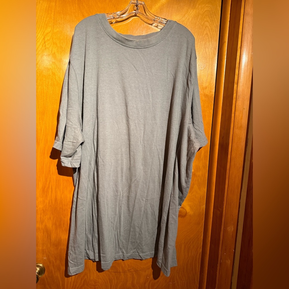 Classic Gray Short Sleeve Men's Tee